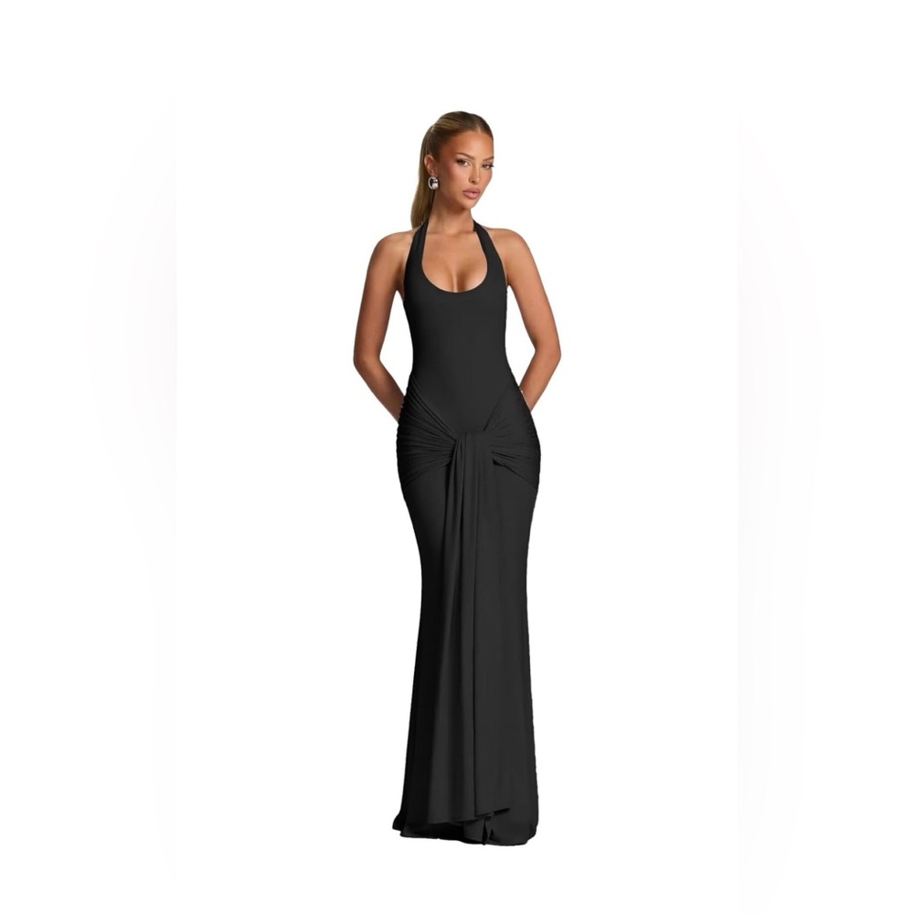 Elegant Black Halter Maxi Dress
